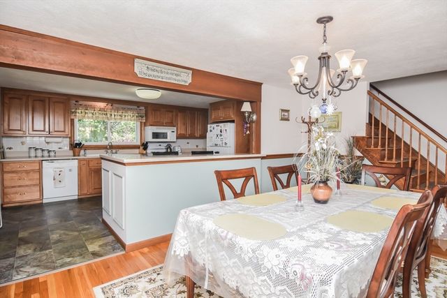 115 Staples Street, Lowell, MA 01851