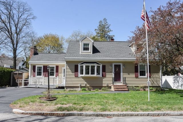 115 Staples Street, Lowell, MA 01851