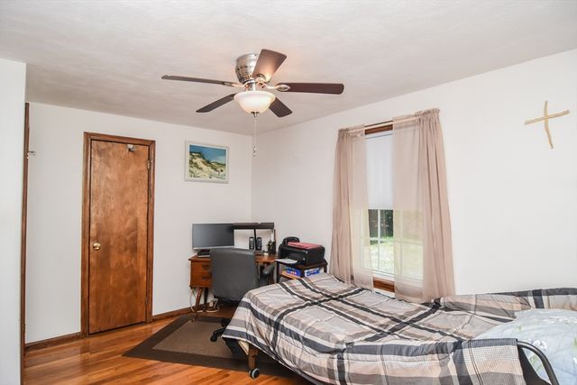 115 Staples Street, Lowell, MA 01851