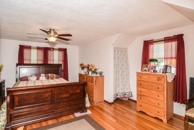 115 Staples Street, Lowell, MA 01851