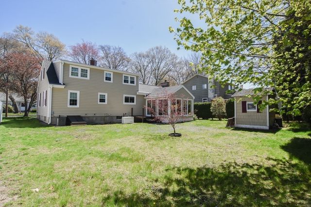 115 Staples Street, Lowell, MA 01851