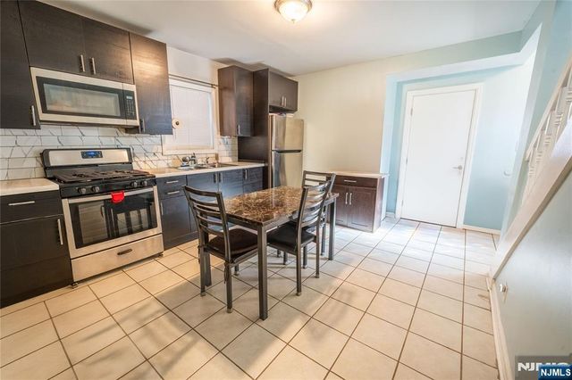 289 Rose Street, Newark, NJ 07108