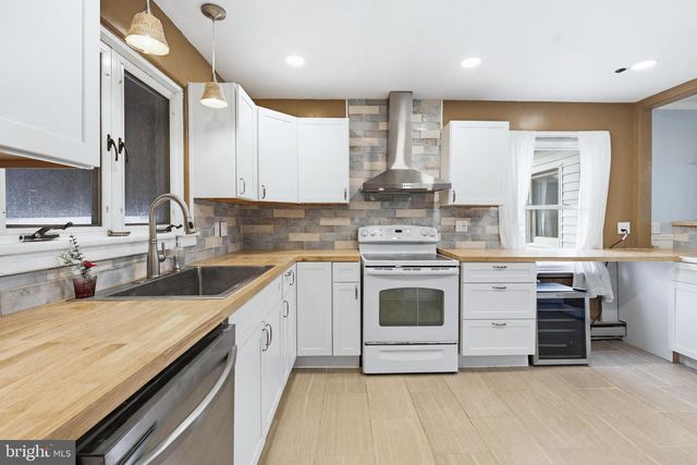 817 ADELIA ST, Middletown, PA 17057