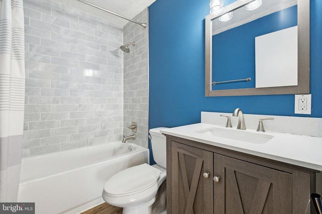 817 ADELIA ST, Middletown, PA 17057