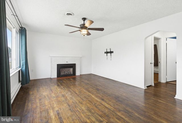 817 ADELIA ST, Middletown, PA 17057