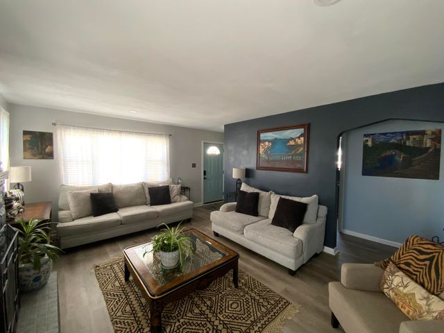 154 Roger Lane, Florence, KY 41042