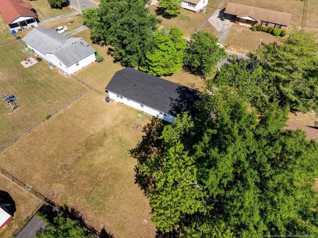 1433 Larkhall Drive, Fayetteville, NC 28304