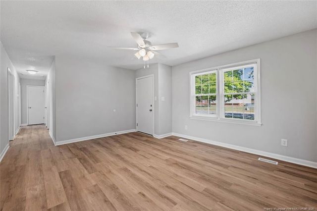 1433 Larkhall Drive, Fayetteville, NC 28304