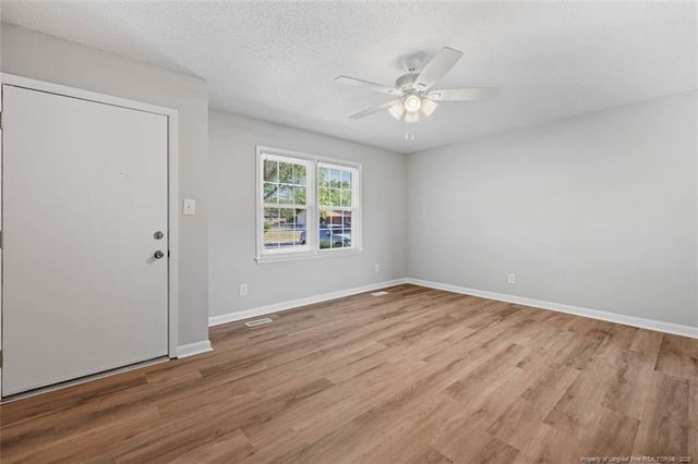 1433 Larkhall Drive, Fayetteville, NC 28304