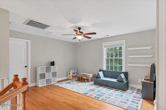 230 Oakwood Drive, Vass, NC 28394