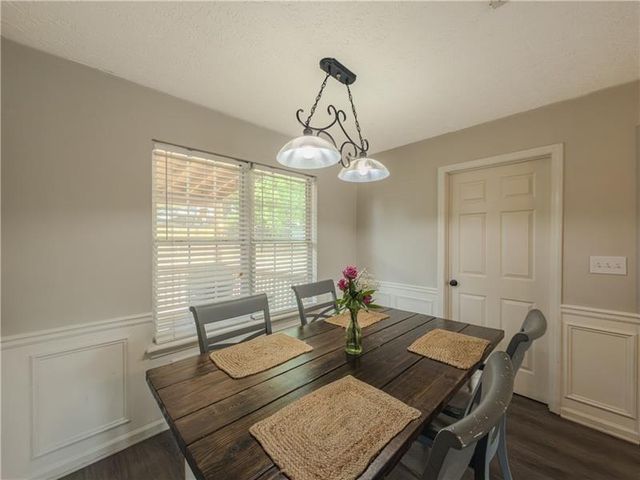 2990 Hampton Valley Drive, Loganville, GA 30052