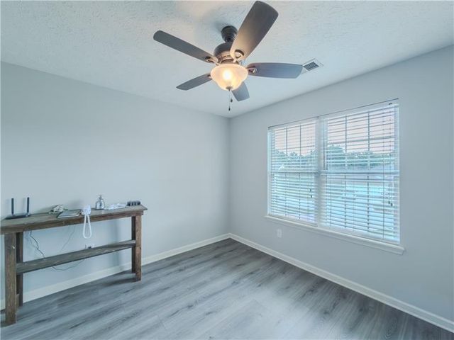 2990 Hampton Valley Drive, Loganville, GA 30052