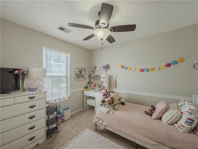 2990 Hampton Valley Drive, Loganville, GA 30052