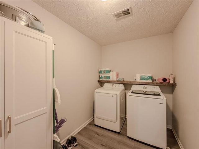 2990 Hampton Valley Drive, Loganville, GA 30052