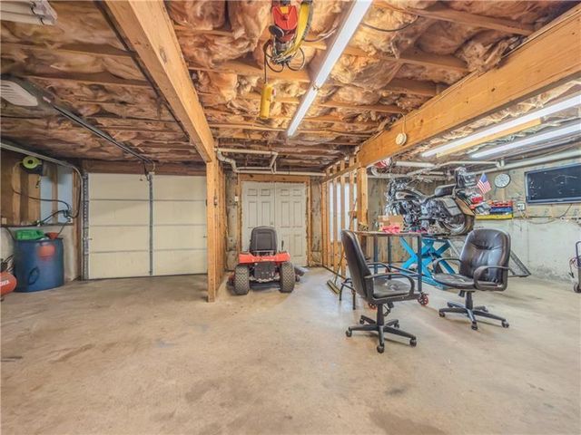 2990 Hampton Valley Drive, Loganville, GA 30052