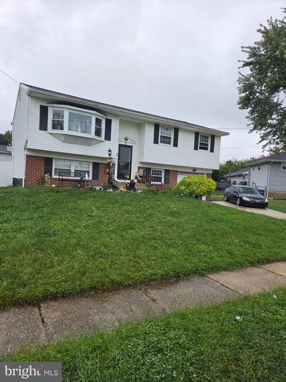 2 WALNUT DR, Burlington, NJ 08016 — photo 3