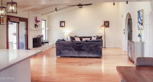 2038 S ASH Circle, Mesa, AZ 85202