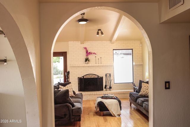 2038 S ASH Circle, Mesa, AZ 85202