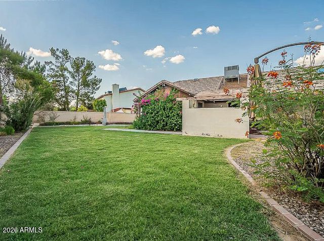 2038 S ASH Circle, Mesa, AZ 85202