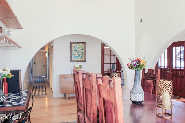 2038 S ASH Circle, Mesa, AZ 85202