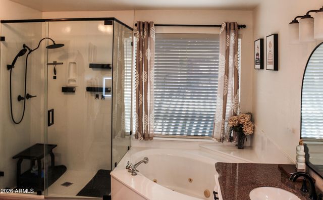 2038 S ASH Circle, Mesa, AZ 85202