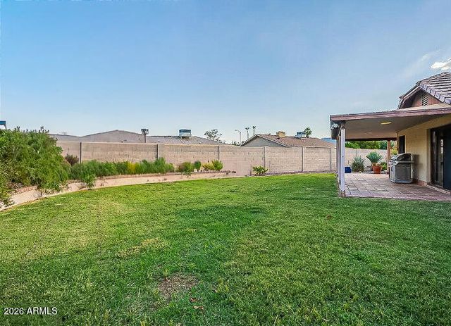 2038 S ASH Circle, Mesa, AZ 85202