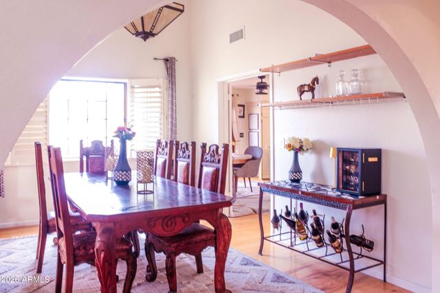 2038 S ASH Circle, Mesa, AZ 85202