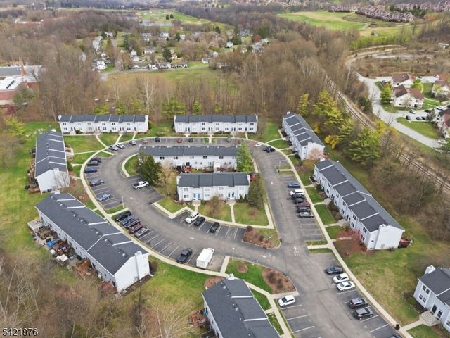 28 Village Dr, Hamburg Boro, NJ 07419