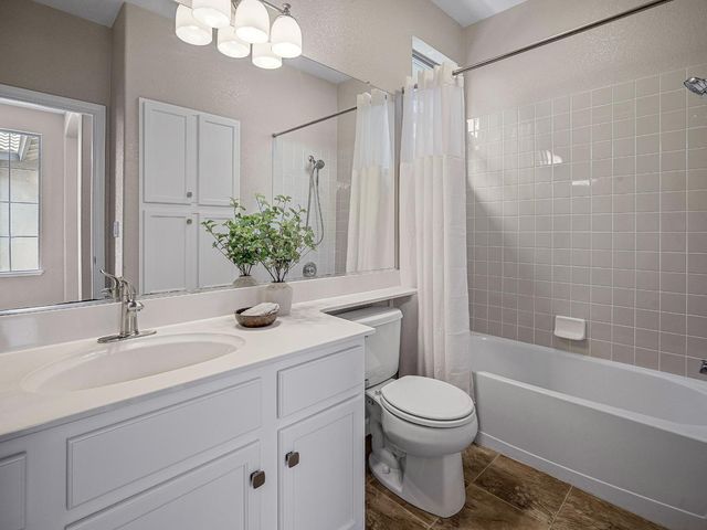 5040 Garlenda Dr, El Dorado Hills, CA 95762