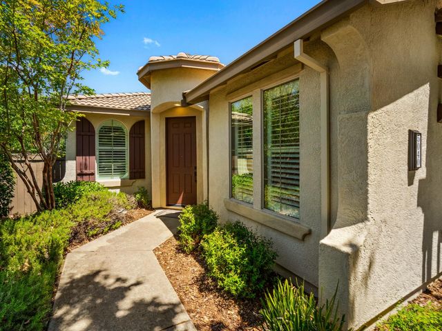 5040 Garlenda Dr, El Dorado Hills, CA 95762