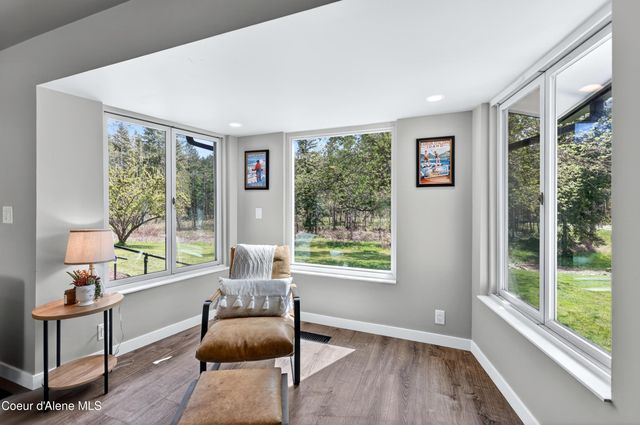 5819 E Roger DR, Post Falls, ID 83854