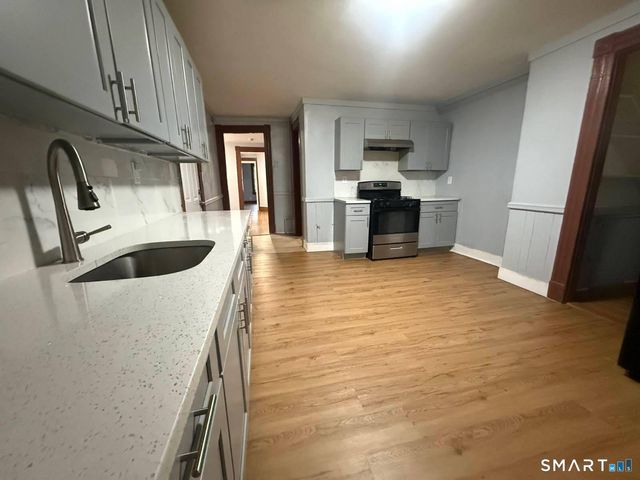 300 Willow Street 3, Waterbury, CT 06710