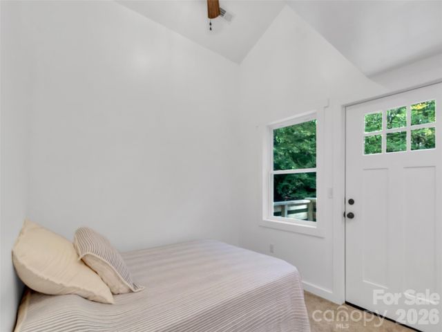 535 Hemlock Loop, Maggie Valley, NC 28751