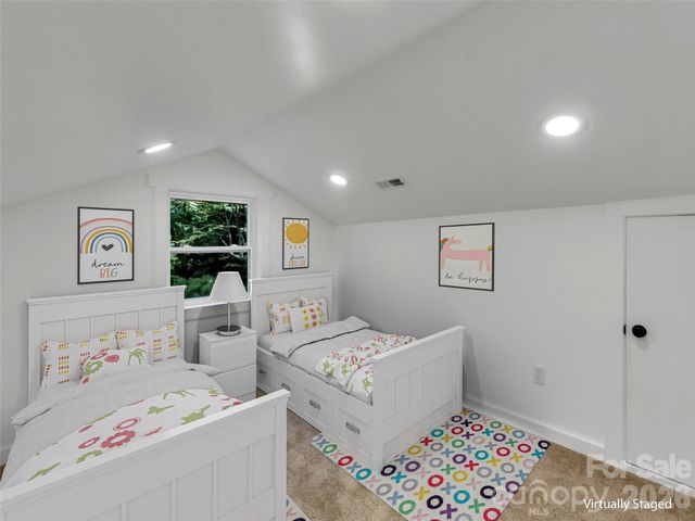 535 Hemlock Loop, Maggie Valley, NC 28751