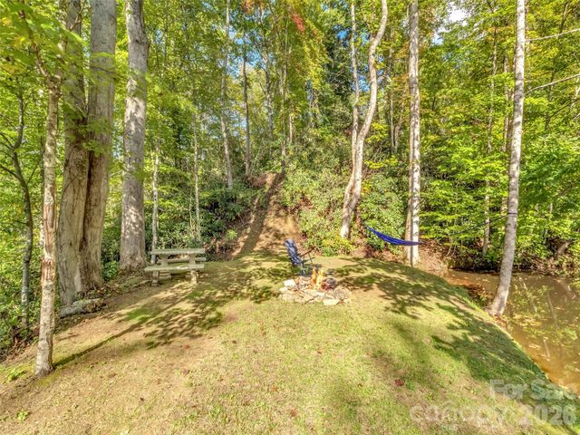 535 Hemlock Loop, Maggie Valley, NC 28751