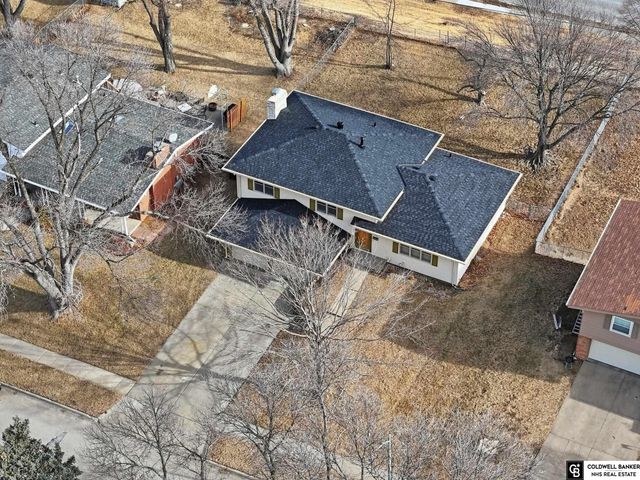 1811 S 133rd Street, Omaha, NE 68144