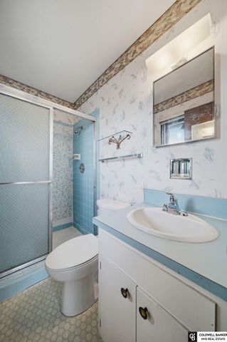 1811 S 133rd Street, Omaha, NE 68144