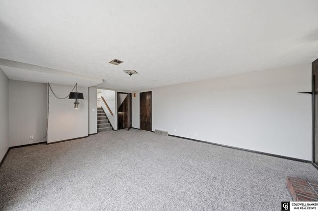 1811 S 133rd Street, Omaha, NE 68144