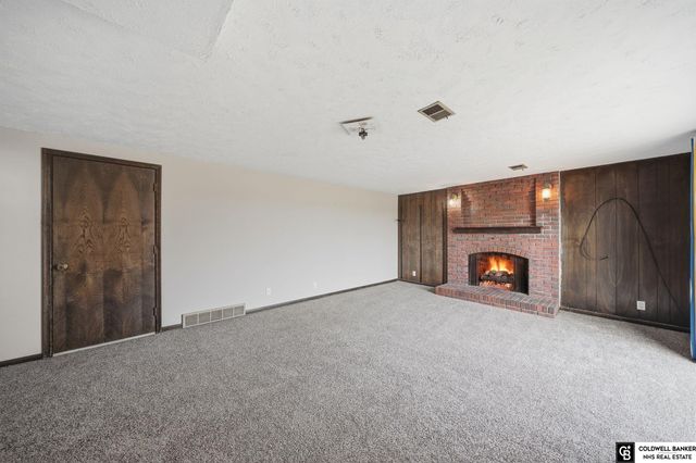 1811 S 133rd Street, Omaha, NE 68144