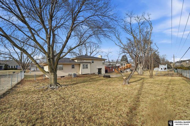 1811 S 133rd Street, Omaha, NE 68144