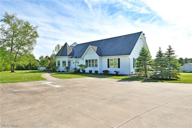 12030 Princeton Road, Huntsburg, OH 44046