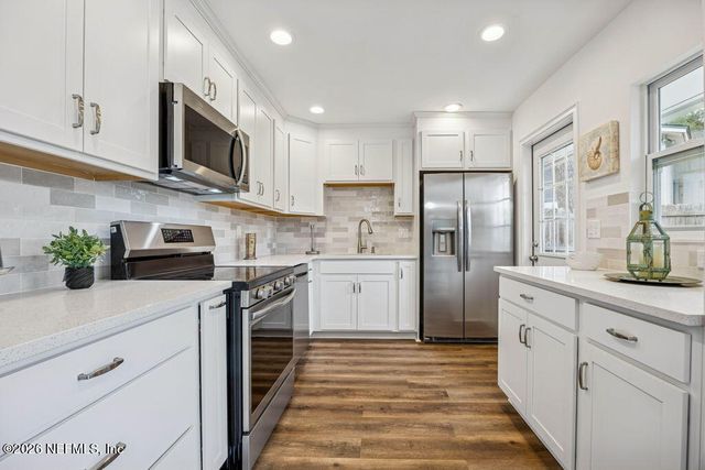 11742 JOCELYN Road, Jacksonville, FL 32225