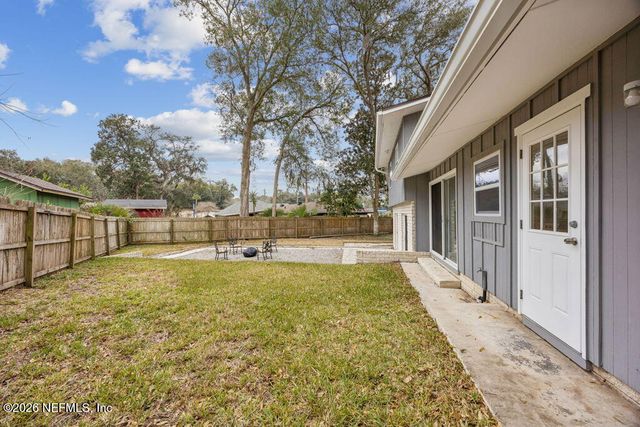 11742 JOCELYN Road, Jacksonville, FL 32225