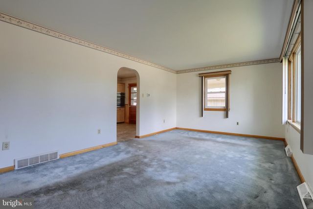 681 N 67TH ST, Harrisburg, PA 17111