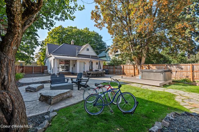 606 N 4th Ave, Sandpoint, ID 83864
