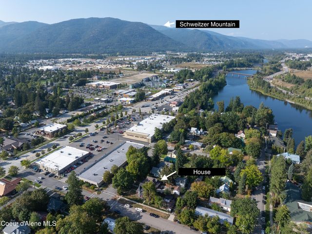 606 N 4th Ave, Sandpoint, ID 83864