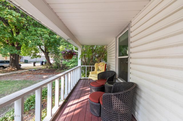 606 N 4th Ave, Sandpoint, ID 83864