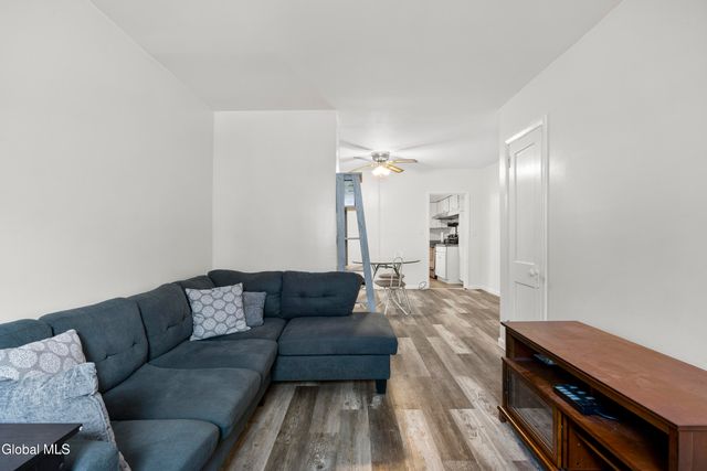 25 Chestnut Street, Cohoes, NY 12047