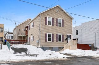 25 Chestnut Street, Cohoes, NY 12047