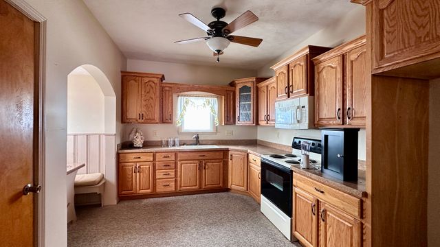 504 W Poplar Street, West Frankfort, IL 62896